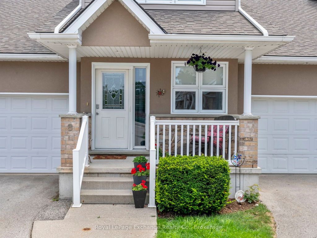 Photo of 433 Queen Street #8, Kincardine, ON N2Z 0A2 (MLS # X13079174)