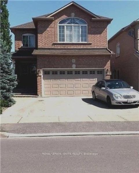 6 Royal Pine Avenue Bsmt Vaughan ON L4H 1T1