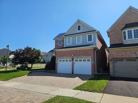 25 Kentley Street Markham ON L6C 3G2