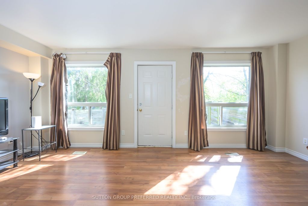 Photo of 600 Sarnia Road #29, London North, ON N6G 5M5 (MLS # X13104450)