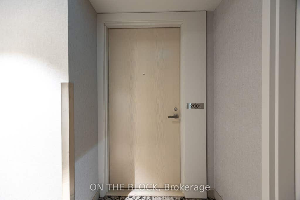 Photo of 138 Downes Street #2801, Toronto, ON M5E 0E4 (MLS # C13596852)