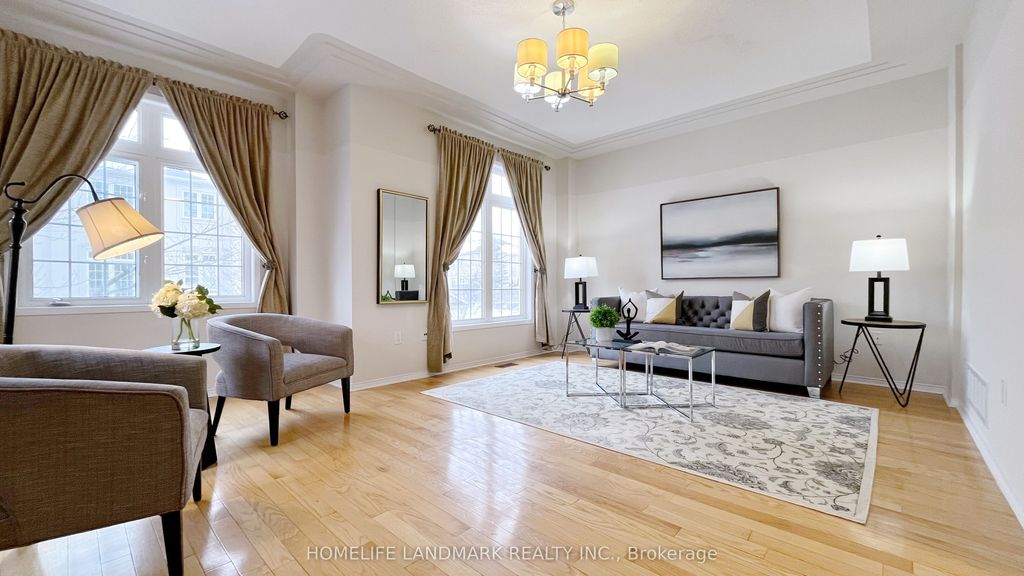 Photo of 10 Post Oak Drive #42, Richmond Hill, ON L4E 4H8 (MLS # N12813970)