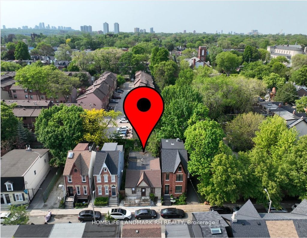 Photo of 70 Allen Avenue, Toronto, ON M4M 1T4 (MLS # E12753728)