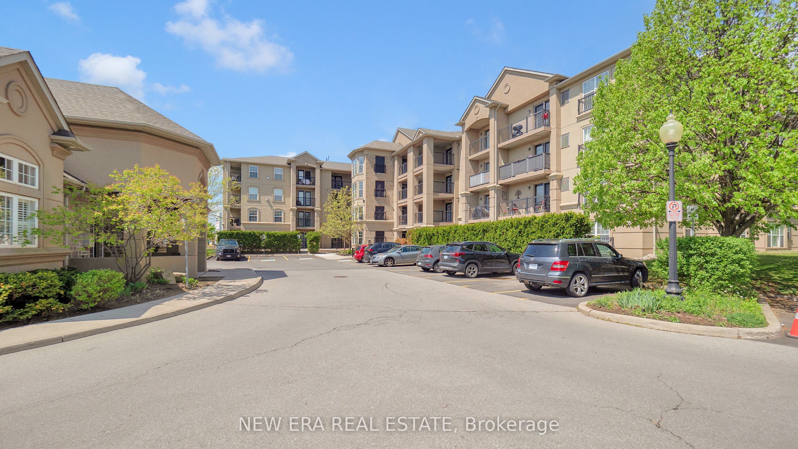 2085 Appleby Line 411