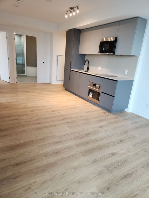 33 Parliament Street 1604 Toronto ON M5A 2Y2