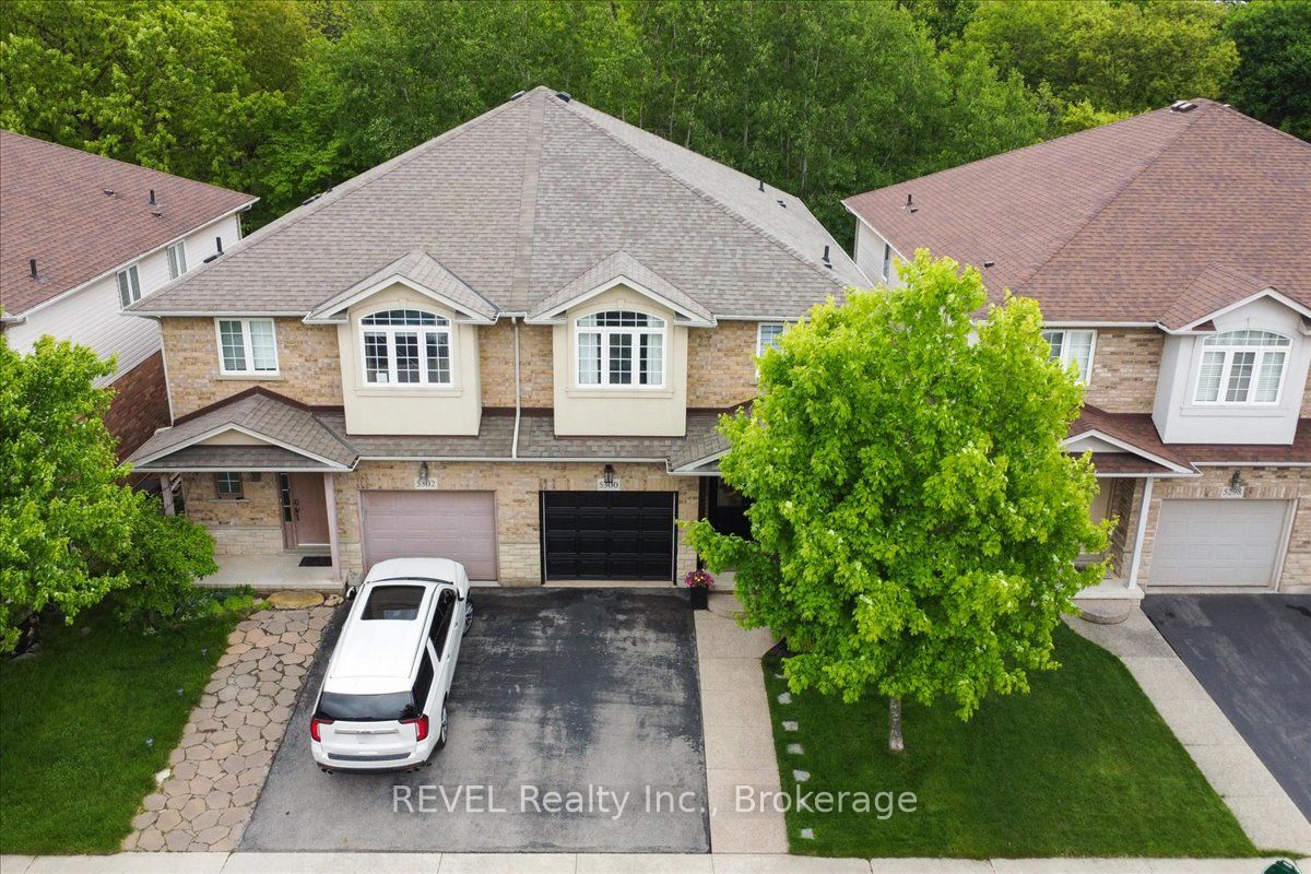 5300 Picketts Way