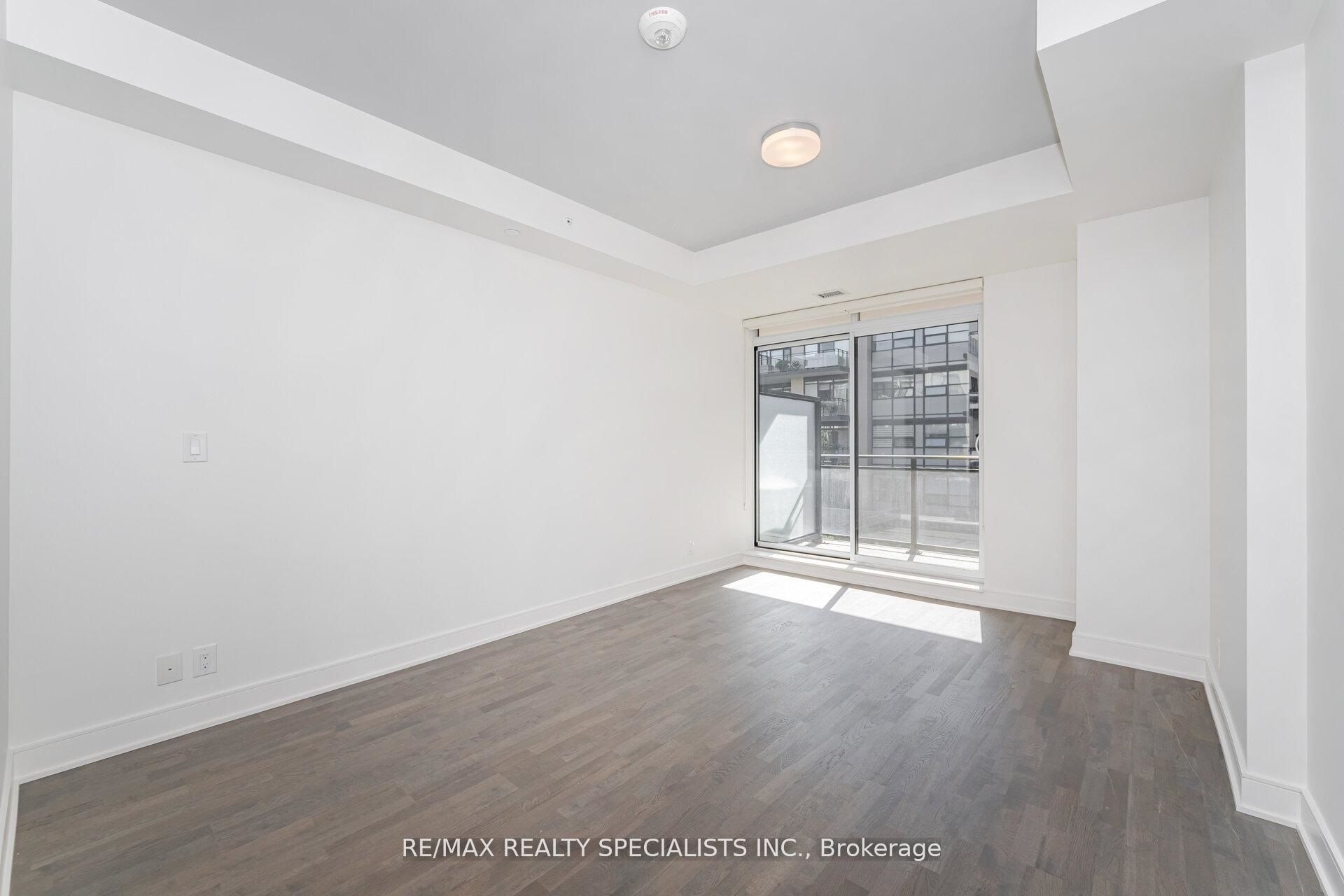 1575 Lakeshore Road W 258