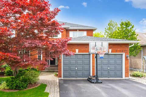 2853 Rosewood Lane Oakville ON L6J 7M5