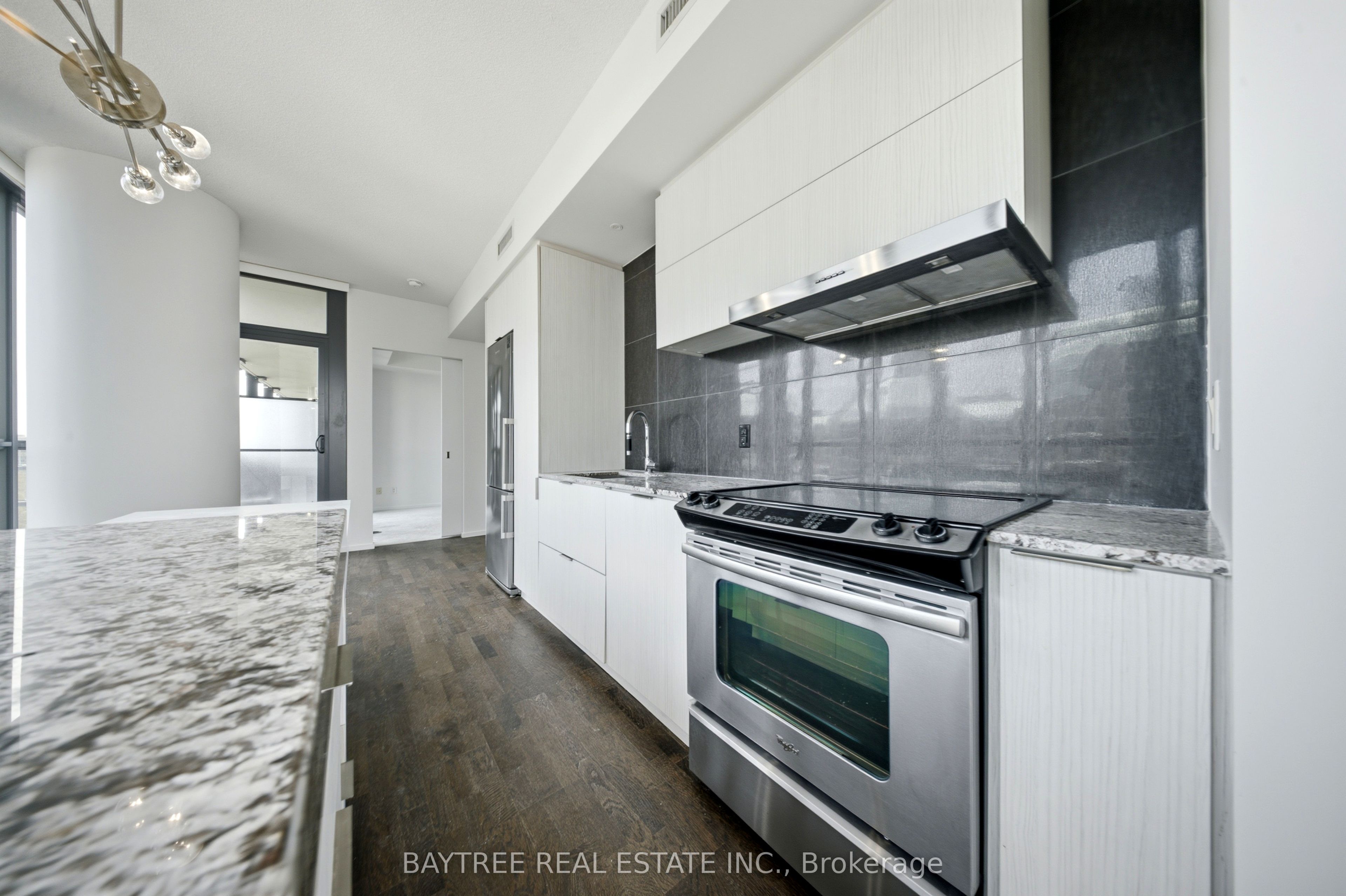 101 Charles Street E 1210