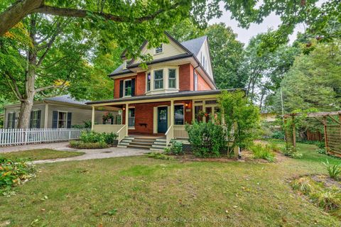 302 William Street Oakville ON L6J 1E4