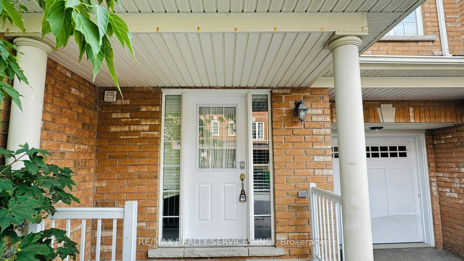 12 Urbana Road