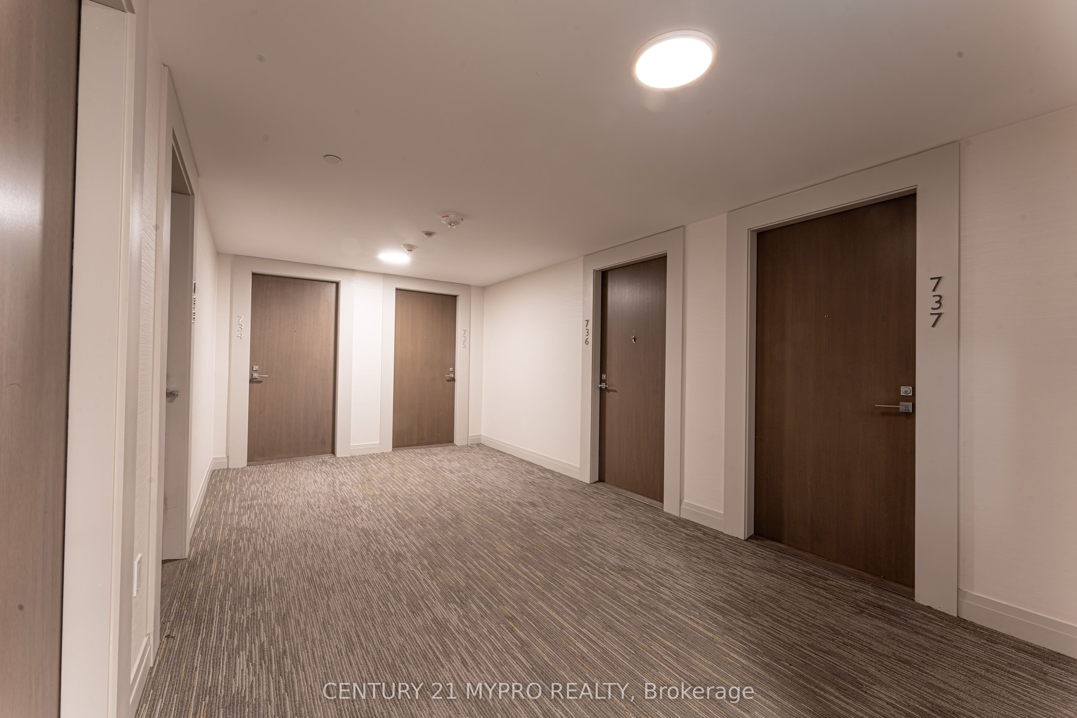 251 Jarvis Street 735