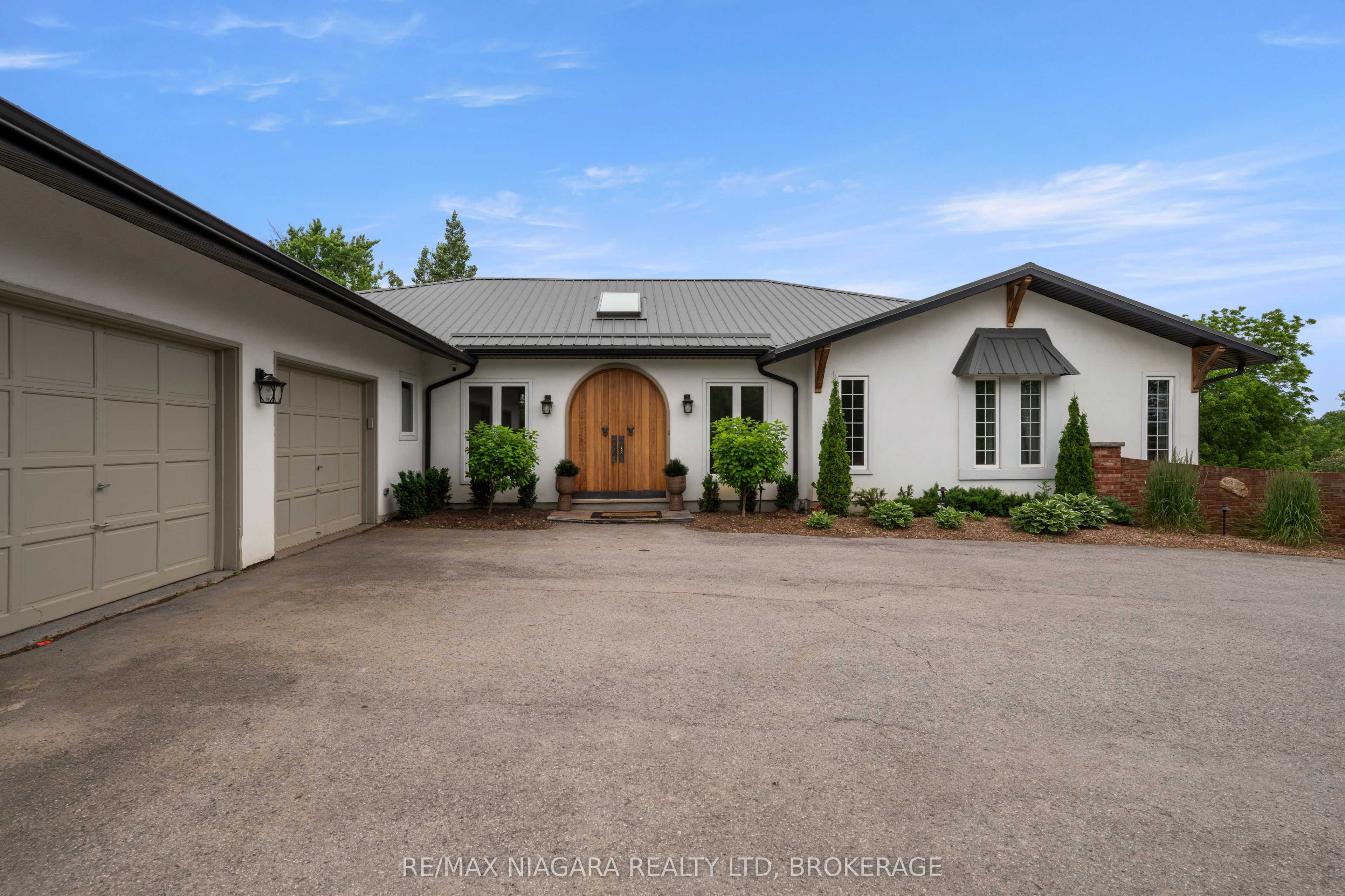 340 Roland Road