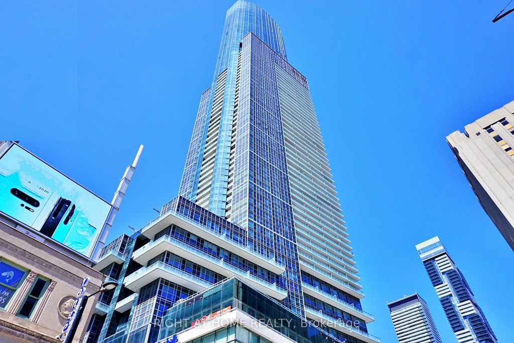 Photo of 386 Yonge Street #4207, Toronto, ON M5B 0A5 (MLS # C13508048)