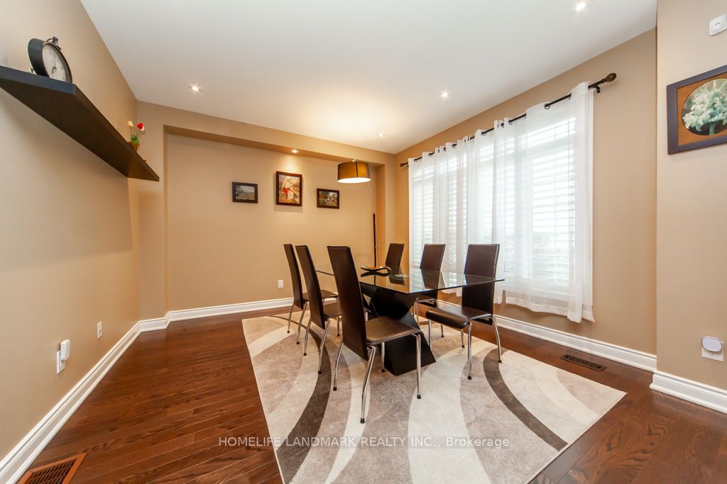 3077 Neyagawa Boulevard W