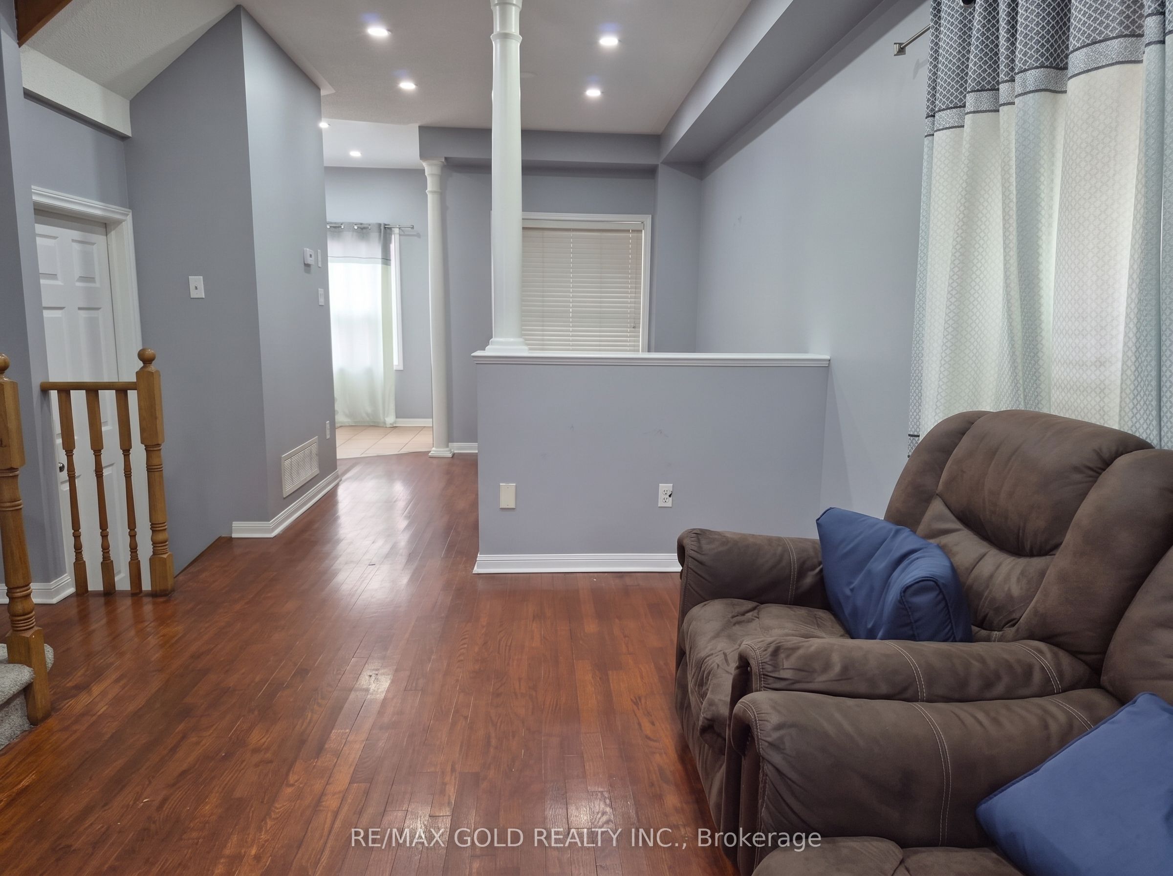 22 Blue Whale Boulevard