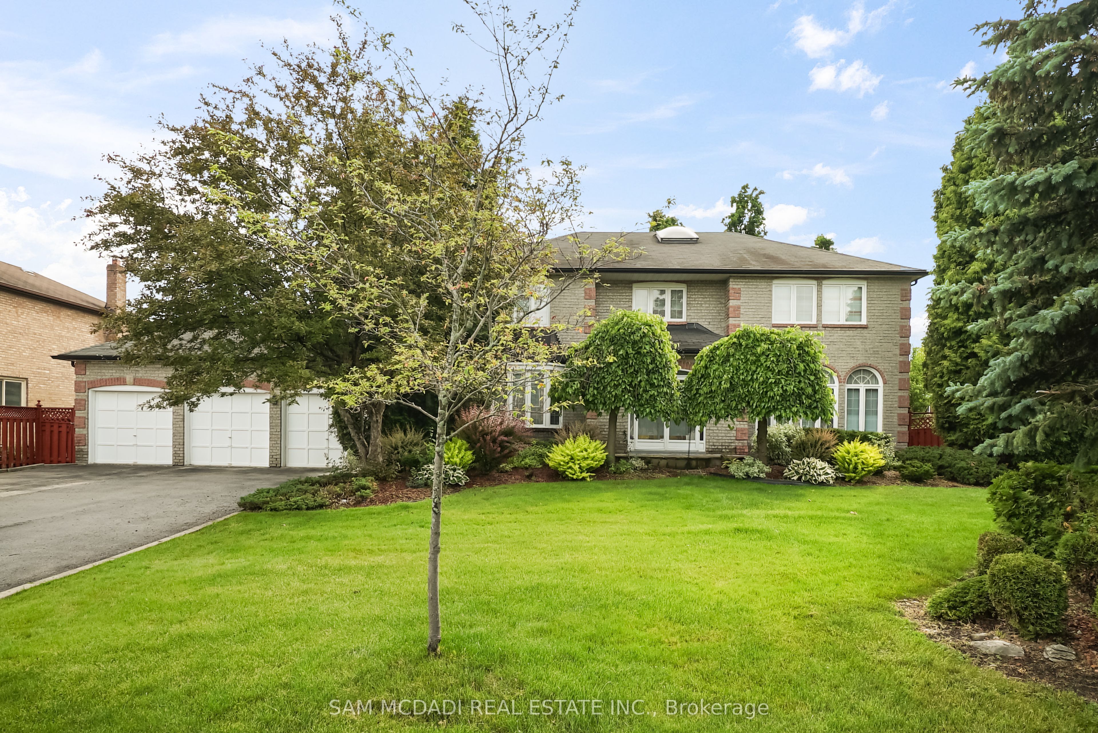 7 Vogue Crescent