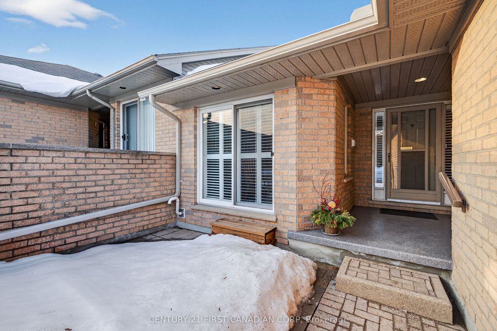 Photo of 861 Shelborne Street #9, London East, ON N5Z 5C5 (MLS # X12798660)