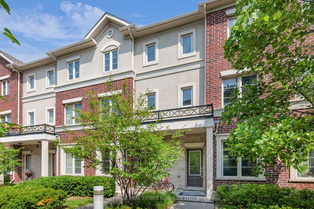 Photo of 636 Evans Avenue #47, Toronto, ON M8W 0A8 (MLS # W13585902)