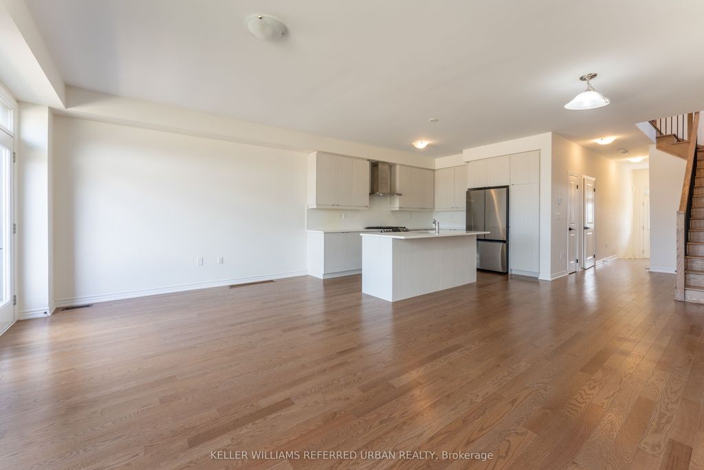Photo of 23 Greer Street, Barrie, ON L9J 0R4 (MLS # S13082272)