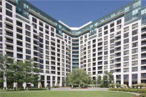 18 Harding Boulevard Ph214 Richmond Hill ON L4C 0T3