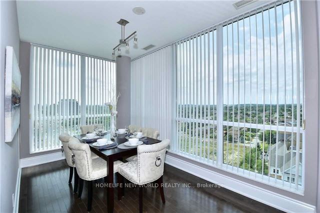 18 Harding Boulevard Ph214