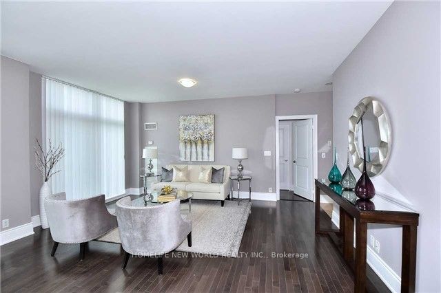 18 Harding Boulevard Ph214