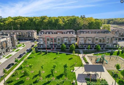 2481 Badger Crescent 2 Oakville ON L6M 5M1