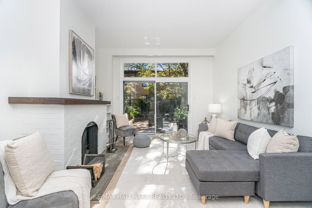 Photo of 90 Kippendavie Avenue #5, Toronto, ON M4L 3R5 (MLS # E12464837)