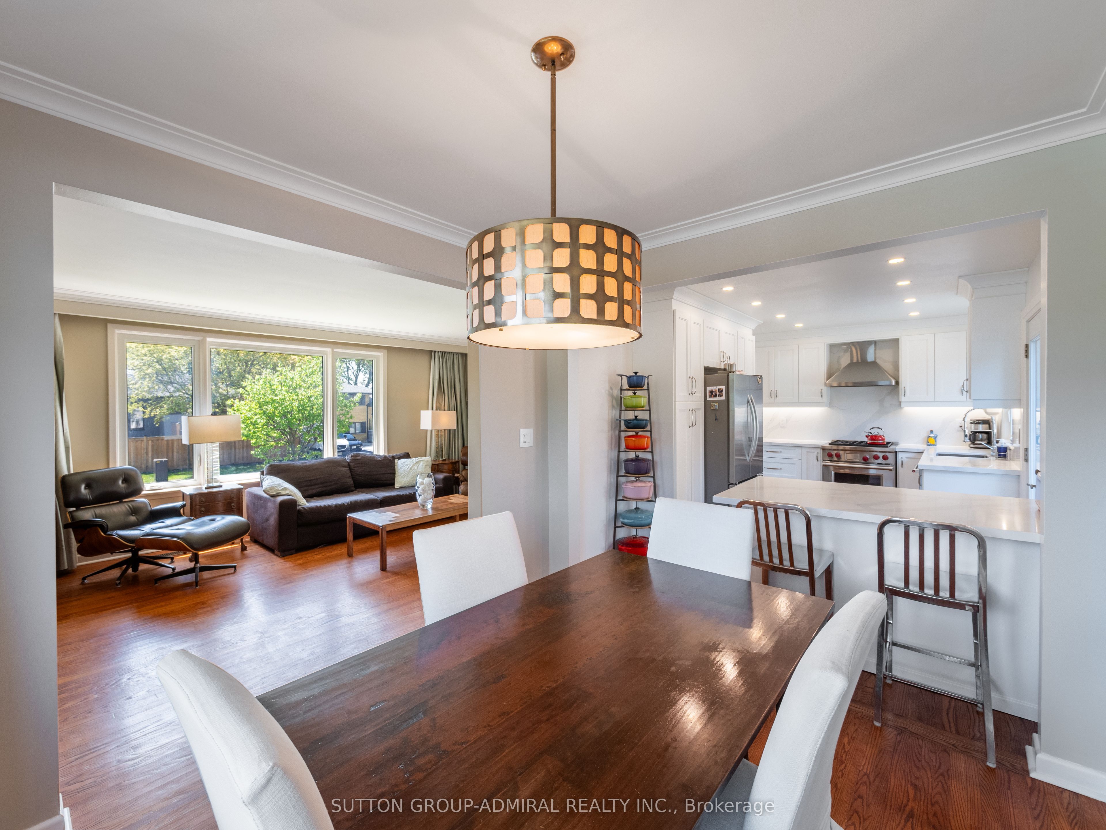 125 Laverock Avenue
