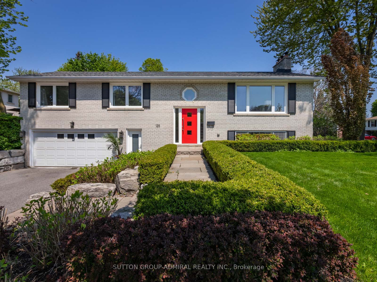 125 Laverock Avenue