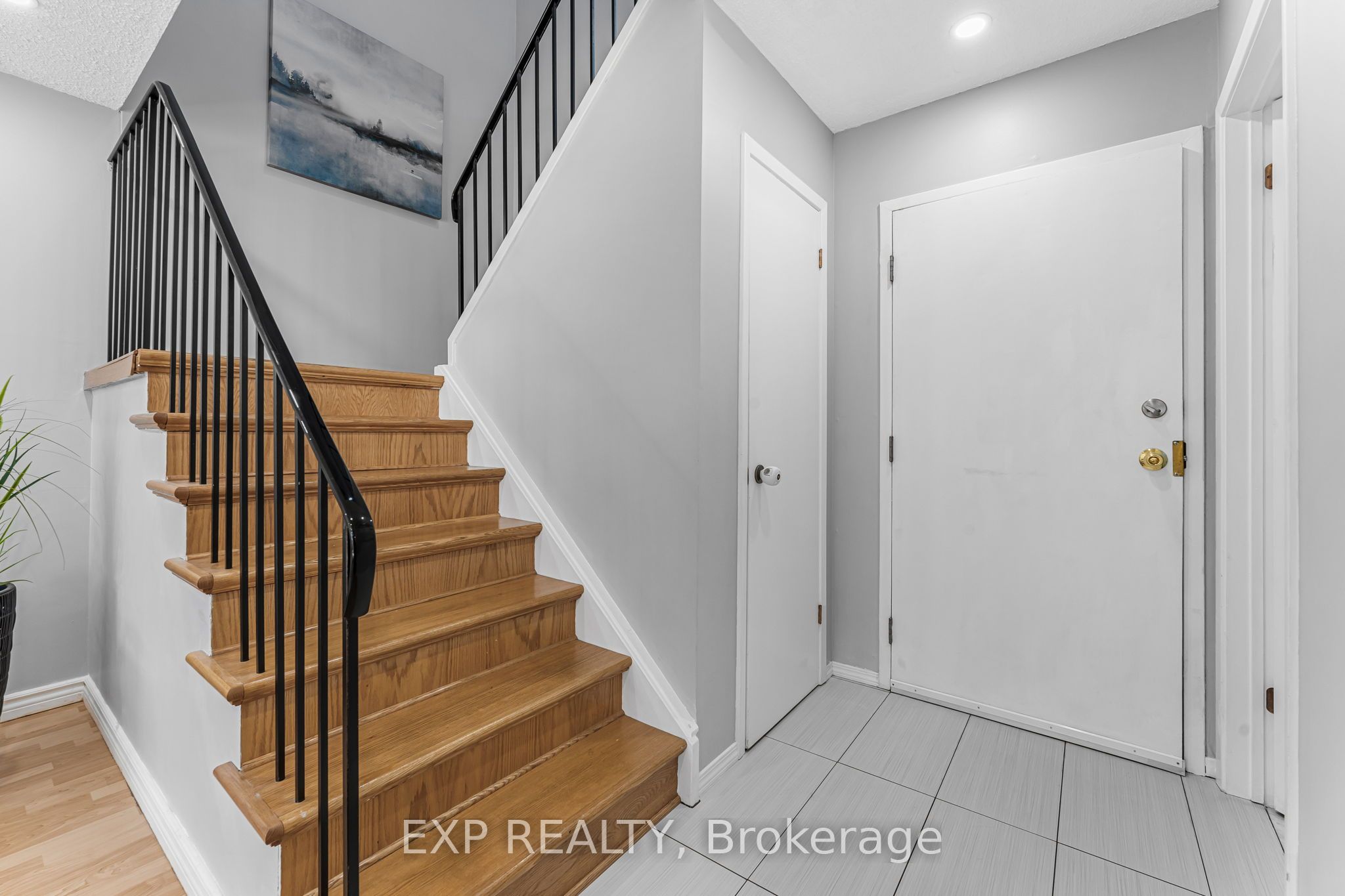 6797 Formentera Avenue 70