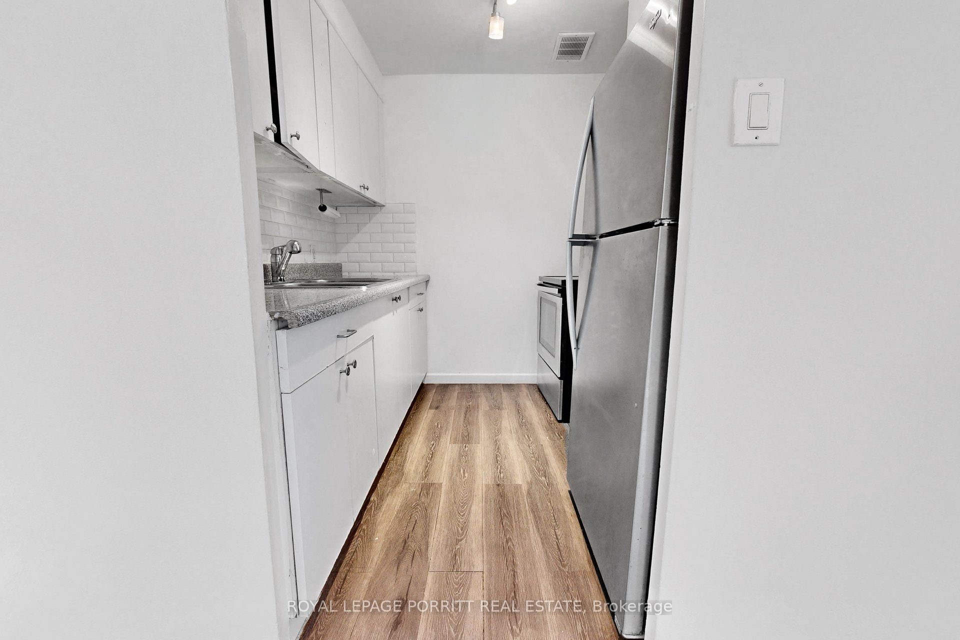 2 Superior Avenue 39
