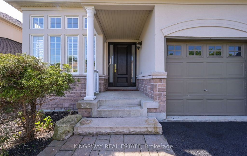 Photo of 70 Silvervalley Drive, Caledon, ON L7E 2Z1 (MLS # W12729026)