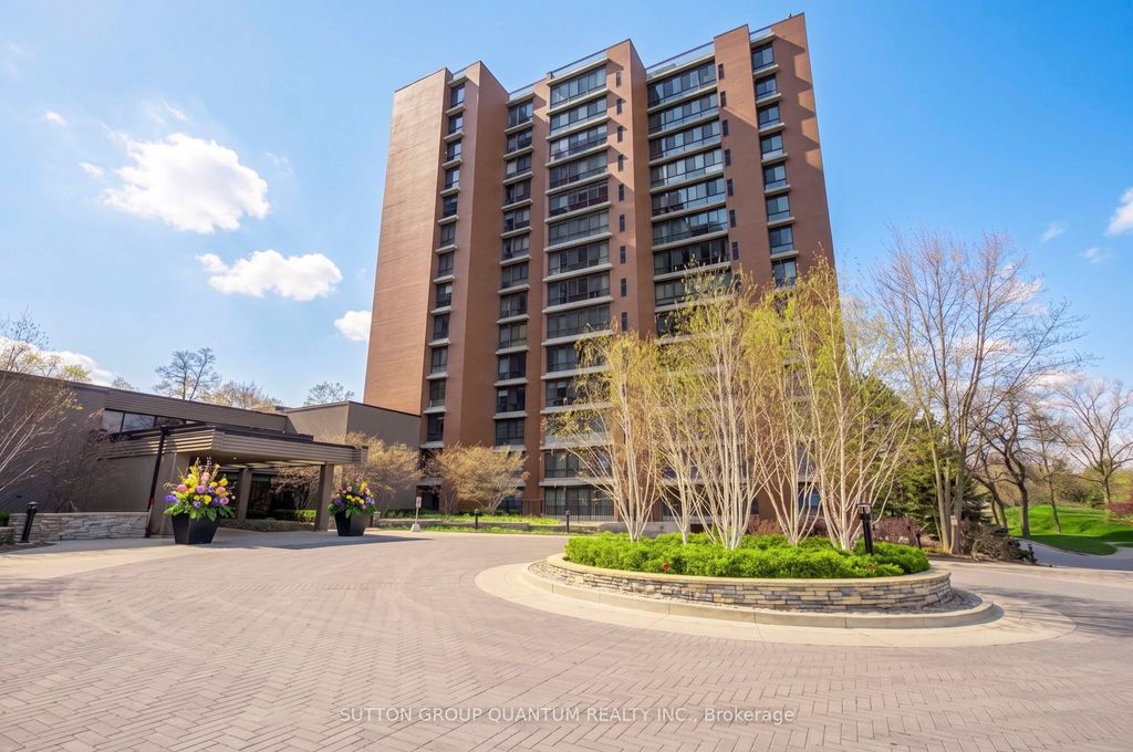 Photo of 1400 Dixie Road #616, Mississauga, ON L5E 3E1 (MLS # W13077810)