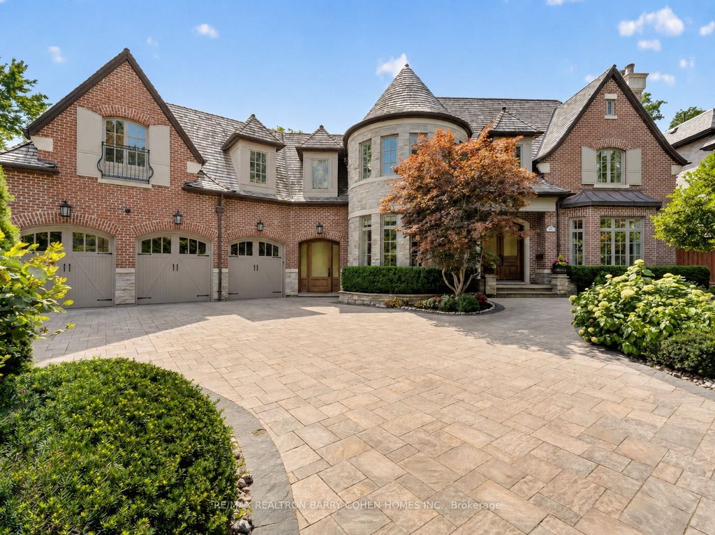 Photo of 21 Don Ridge Drive, Toronto, ON M2P 1H3 (MLS # C13708342)