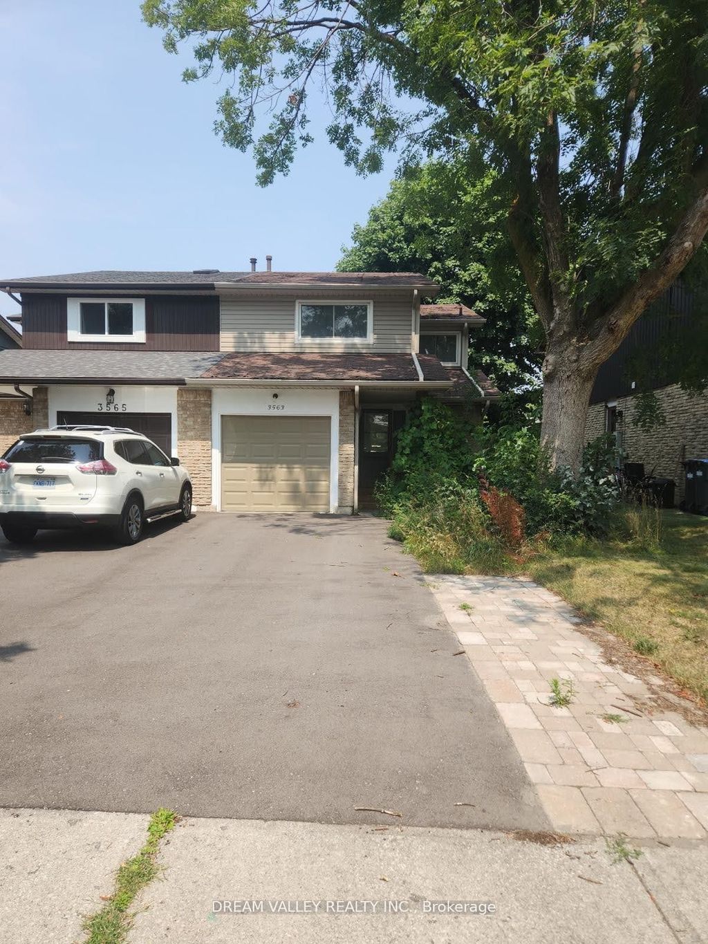 Photo of 3563 Autumnleaf Crescent, Mississauga, ON L5L 1K6 (MLS # W12594860)