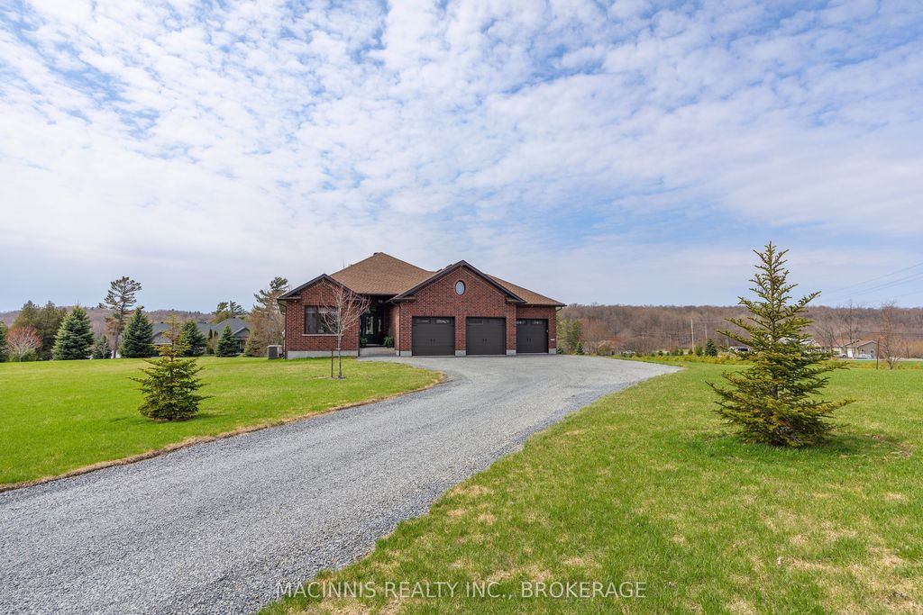Photo of 4 Sandstone Court, Frontenac, ON K0H 1H0 (MLS # X13109136)