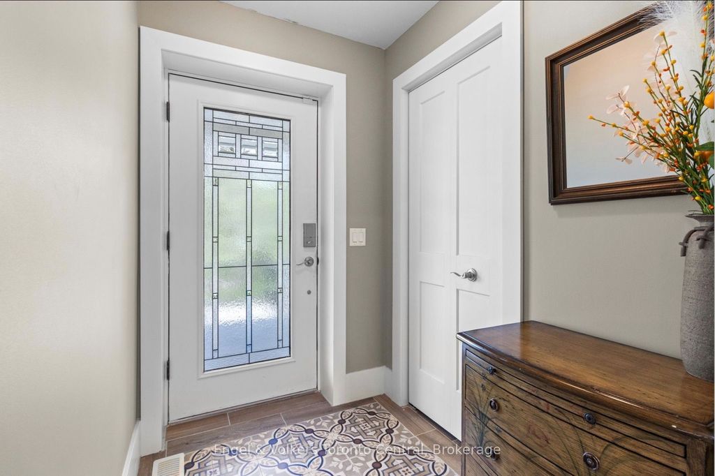 Photo of 154 Blue Mountain Drive, Blue Mountains, ON L9Y 0K9 (MLS # X13167540)
