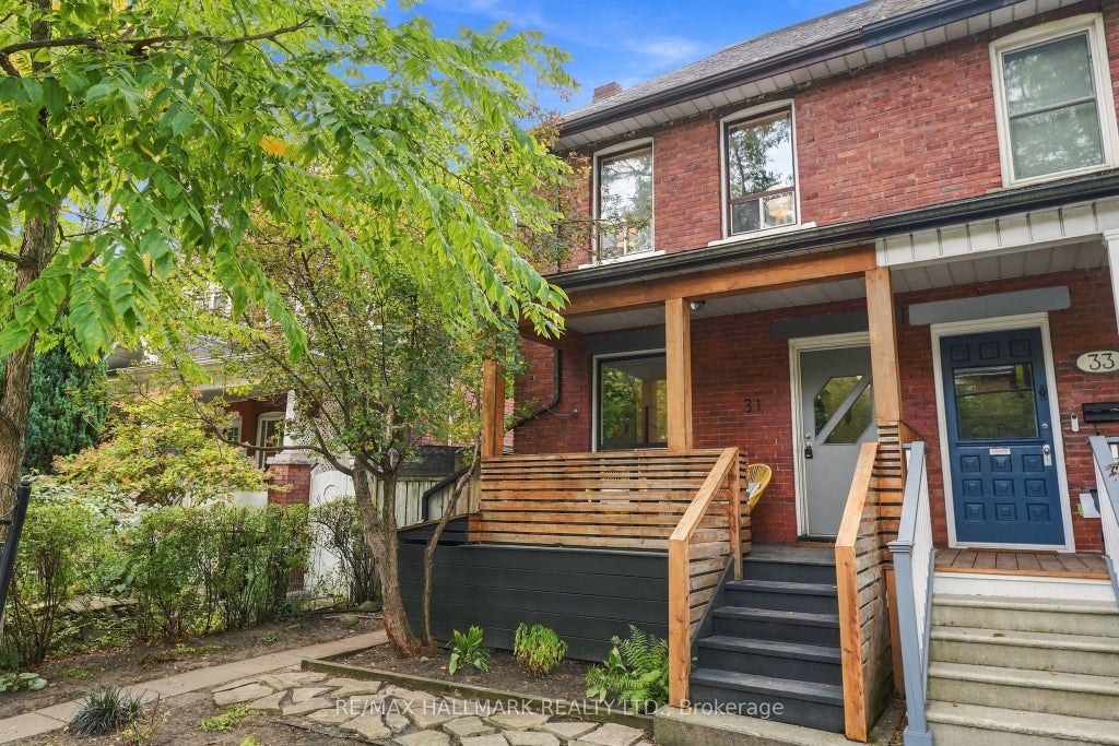 Photo of 31 Wright Avenue, Toronto, ON M6R 1K9 (MLS # W13848062)