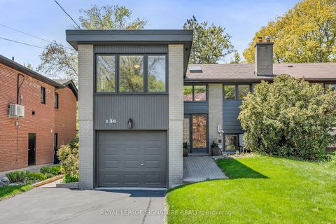 Property photo of 136 three valleys drive, toronto, ON m3a 3b9