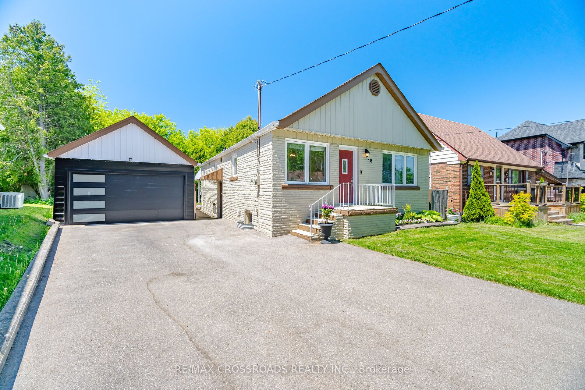18 Adanac Drive