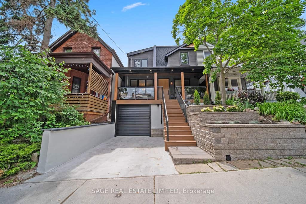 Photo of 116 Lee Avenue, Toronto, ON M4E 2P3 (MLS # E13707038)