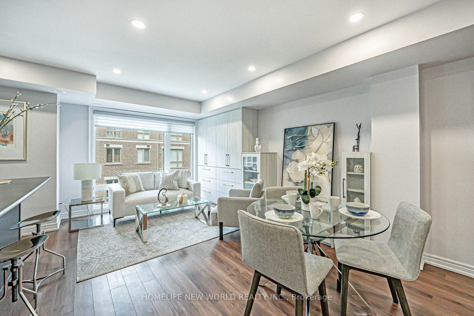 20 Dunsheath Way 324