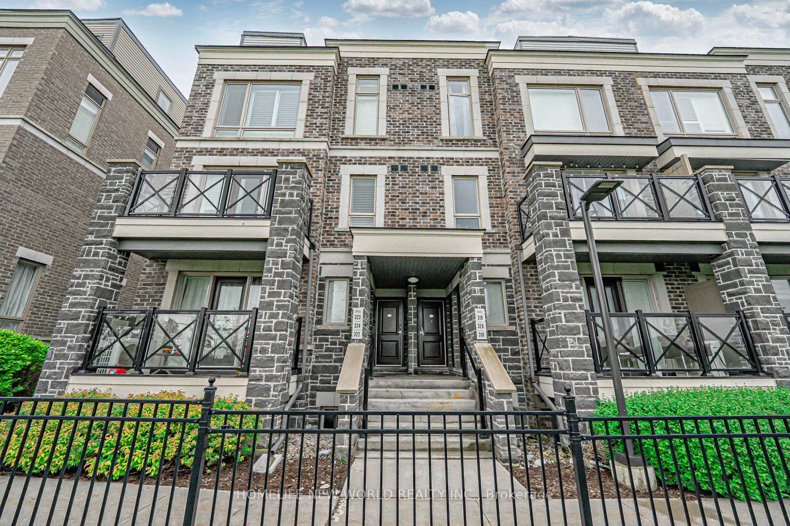 20 Dunsheath Way 324