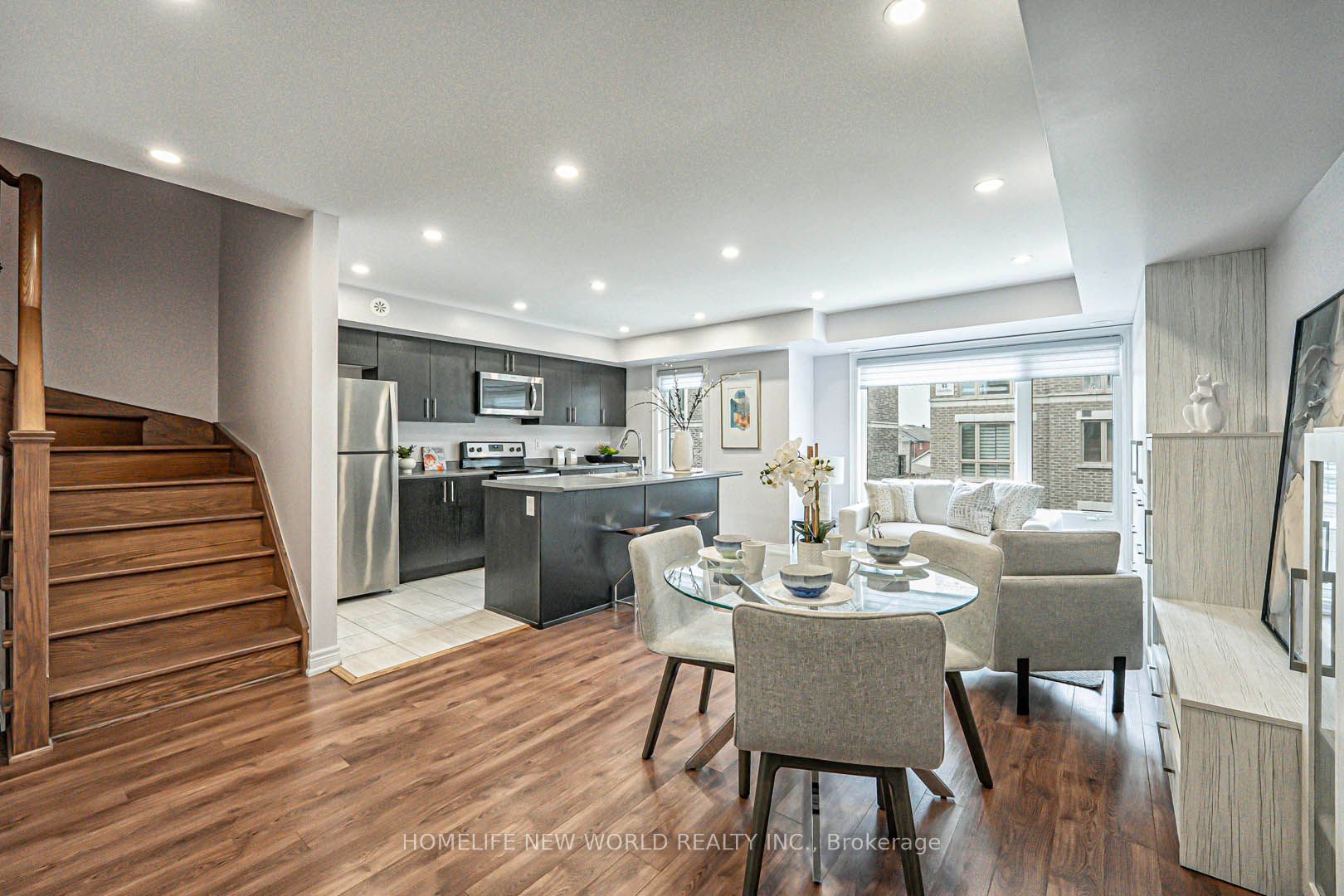 20 Dunsheath Way 324