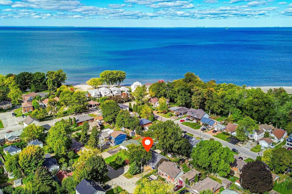 Photo of 9 Grandview Drive, St. Catharines, ON L2M 1A7 (MLS # X12456860)