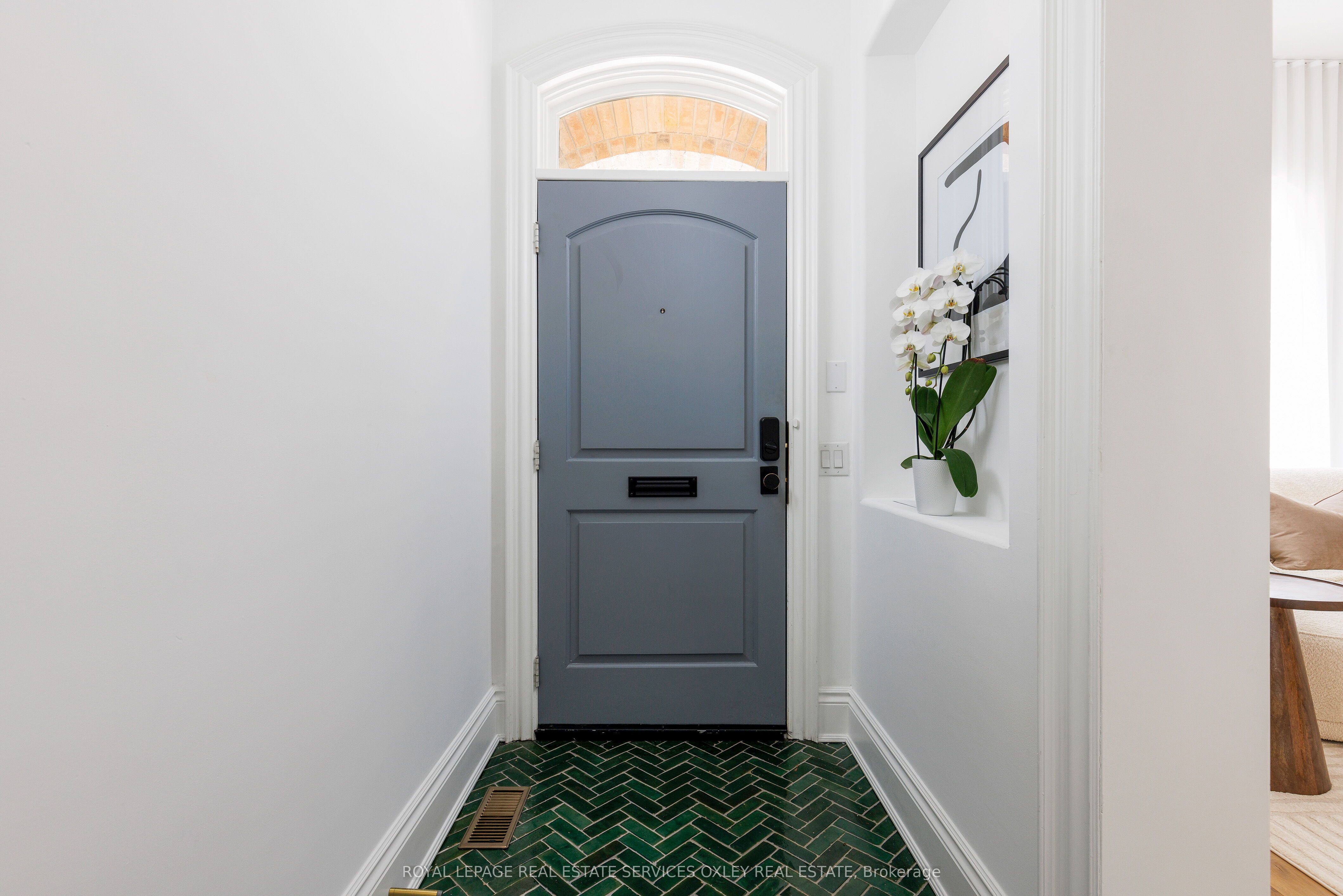 33 Webster Avenue