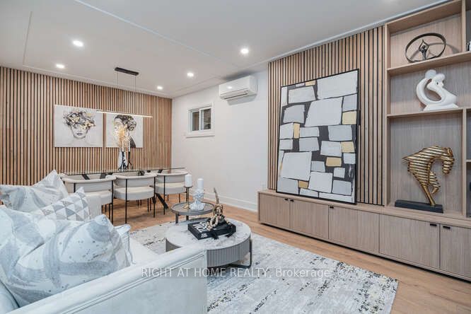 Photo of 157 Woodycrest Avenue N, Toronto, ON M4J 3B8 (MLS # E14110342)