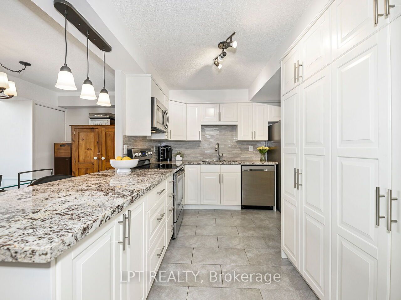 1300 Marlborough Court 534